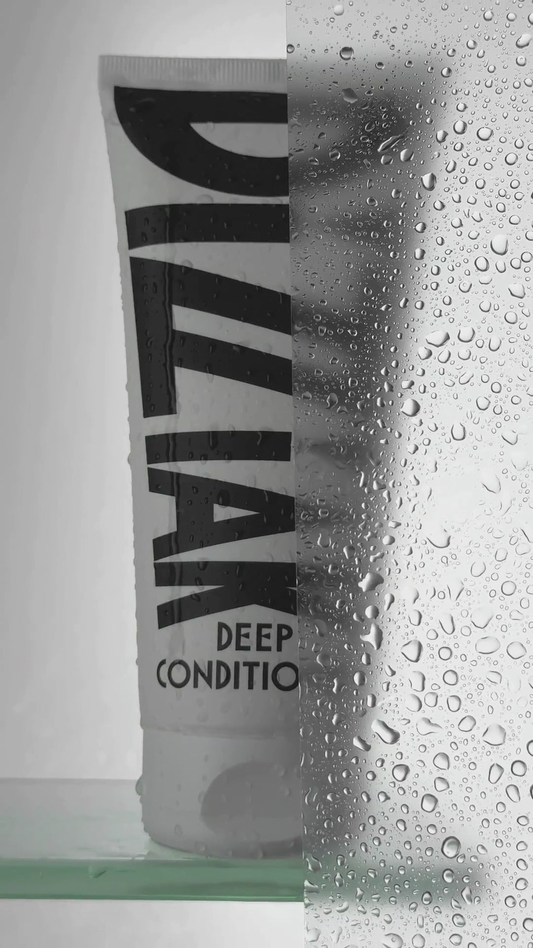 DIZZIAK Deep Conditioner product video showing texture and hydration focus.